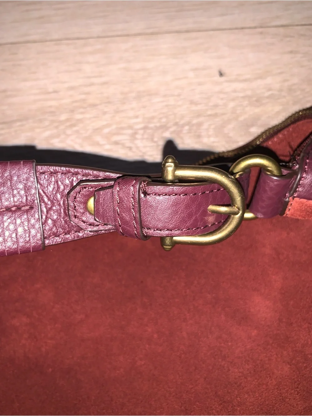 Etienne Aigner Moda Hobo Bag Burgundy Suede & Leather 100% Genuine Leather